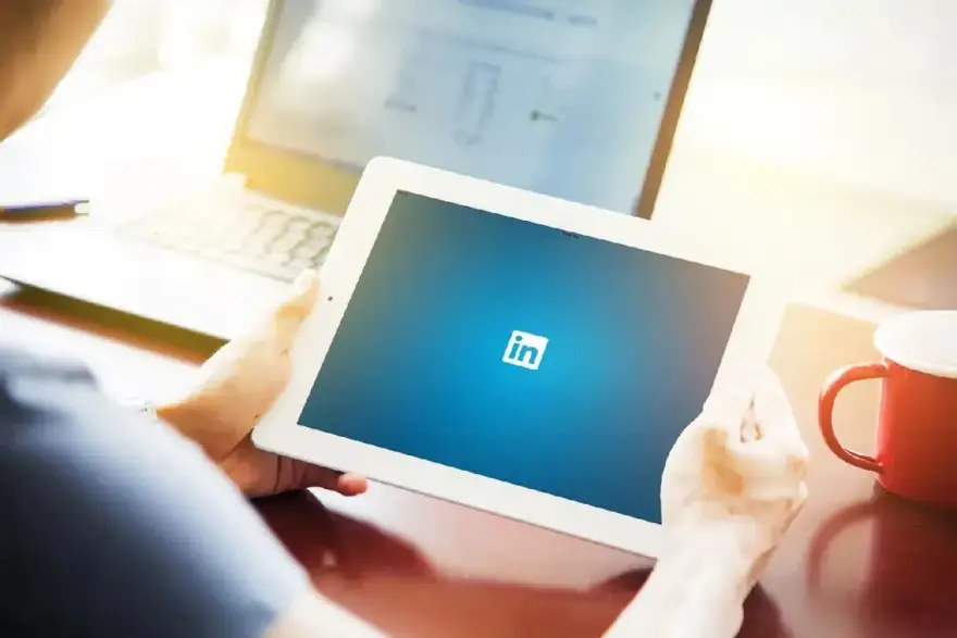 【LinkedIn 新手必看】你不知道的 LinkedIn 功能还很多,原来 LinkedIn 还可以这样用? 配图 1